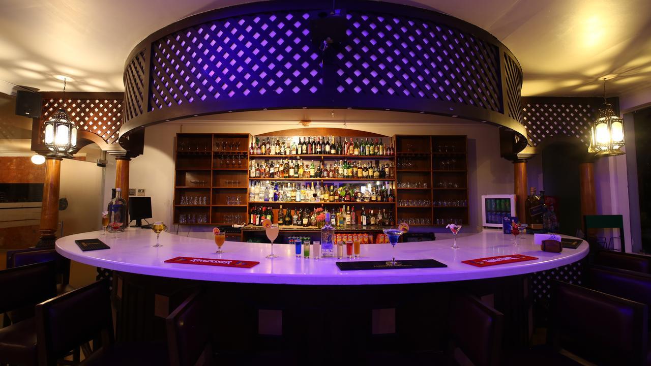 Le Pondy Hotell Pondicherry Eksteriør bilde