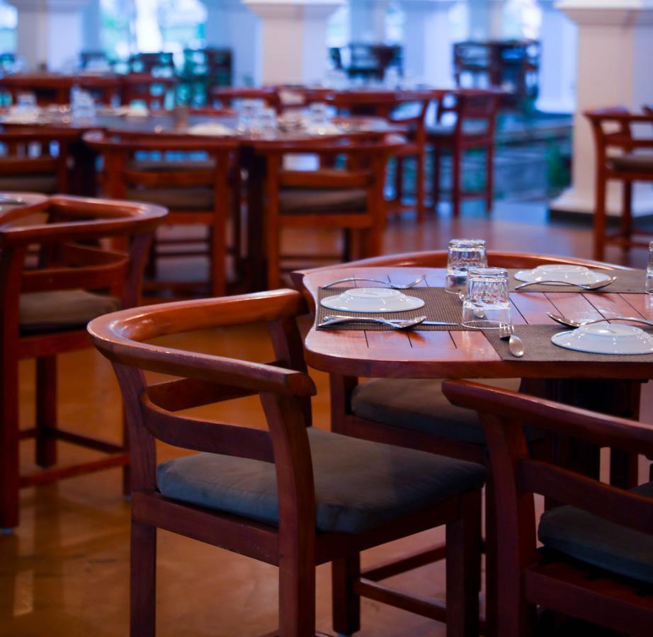 Le Pondy Hotell Pondicherry Eksteriør bilde
