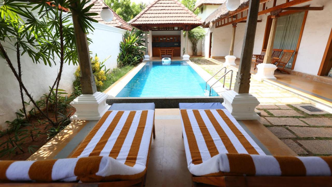 Le Pondy Hotell Pondicherry Eksteriør bilde