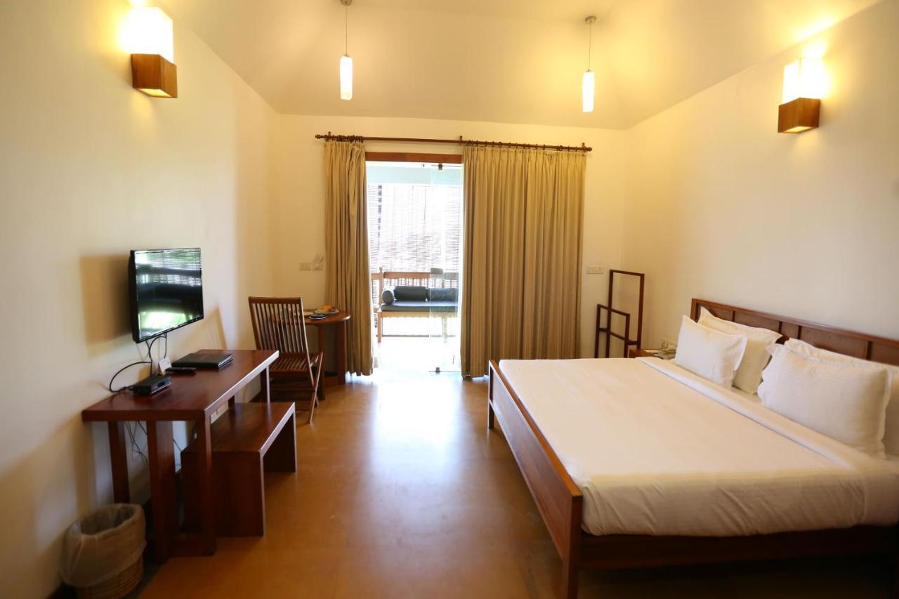 Le Pondy Hotell Pondicherry Eksteriør bilde