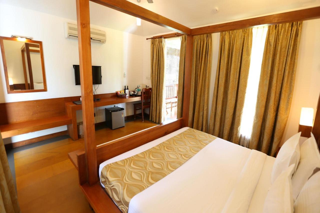 Le Pondy Hotell Pondicherry Eksteriør bilde