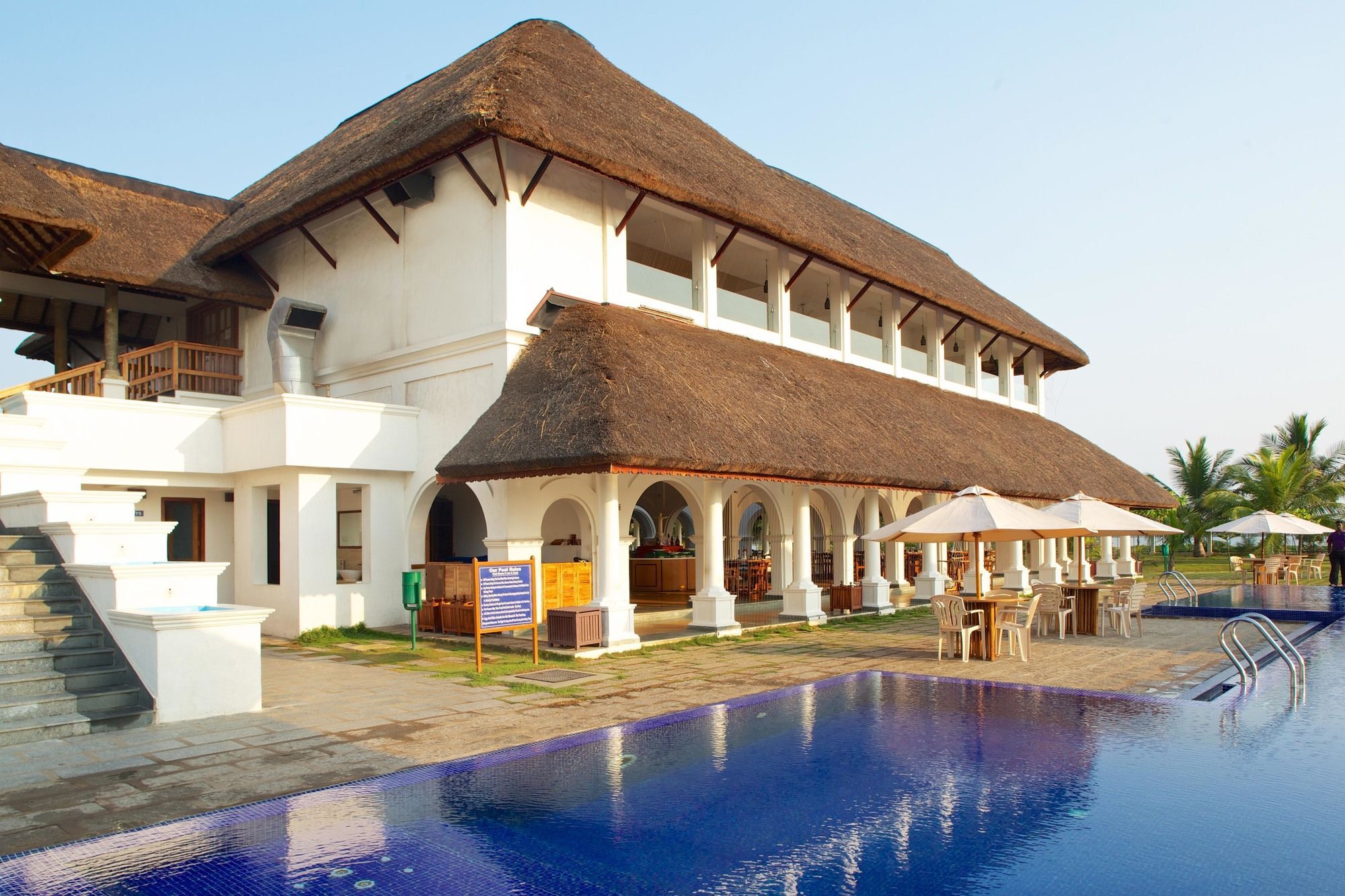 Le Pondy Hotell Pondicherry Eksteriør bilde